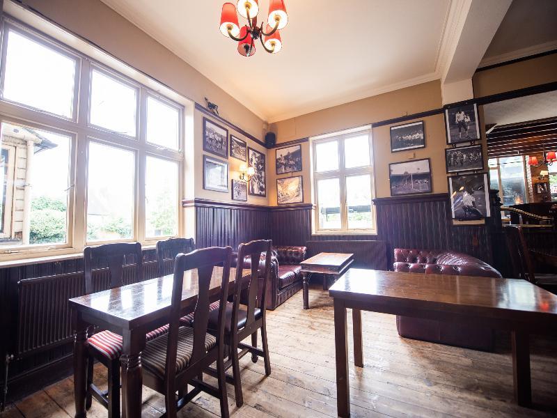Oyo The Green Man Pub And Hotel لندن المظهر الخارجي الصورة
